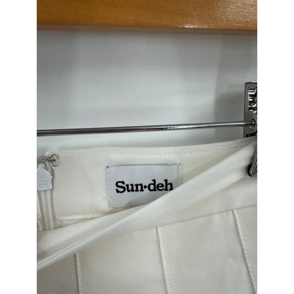 Aritzia Sun deh White Pleated Mini Skirt 2 NWT - Picture 5 of 8
